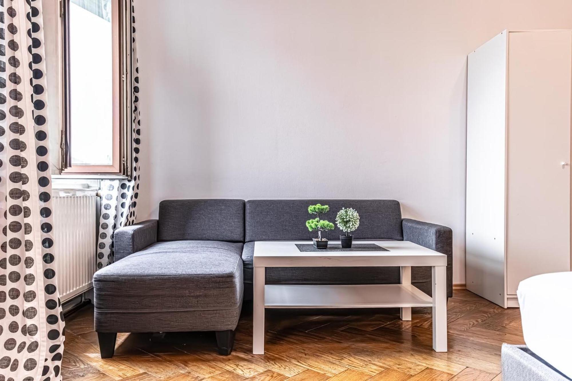 Lovely 1br Apt. Near Akh Hospital * Wenen