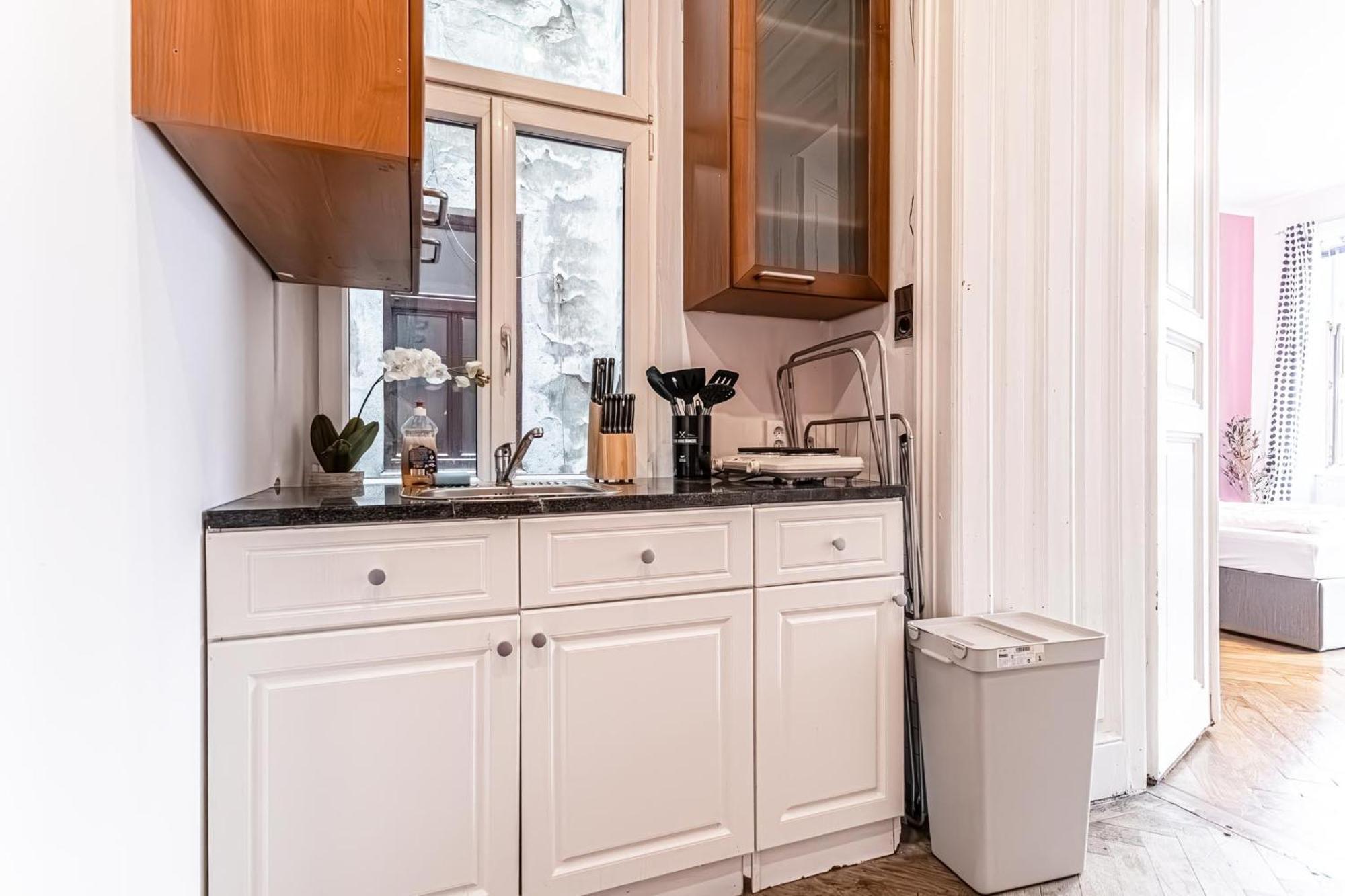 Appartement Lovely 1br Apt. Near Akh Hospital *